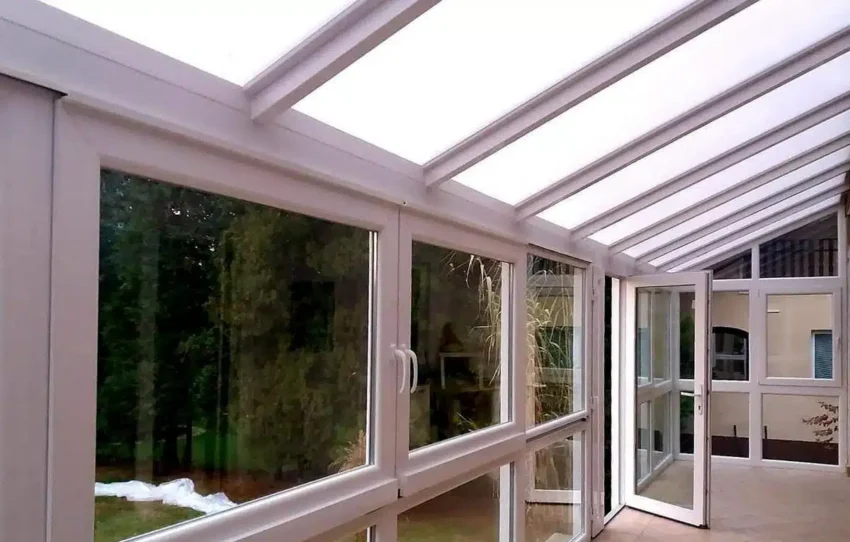 Innovatív polikarbonát terasz a Caribi Télikert Kft.-től